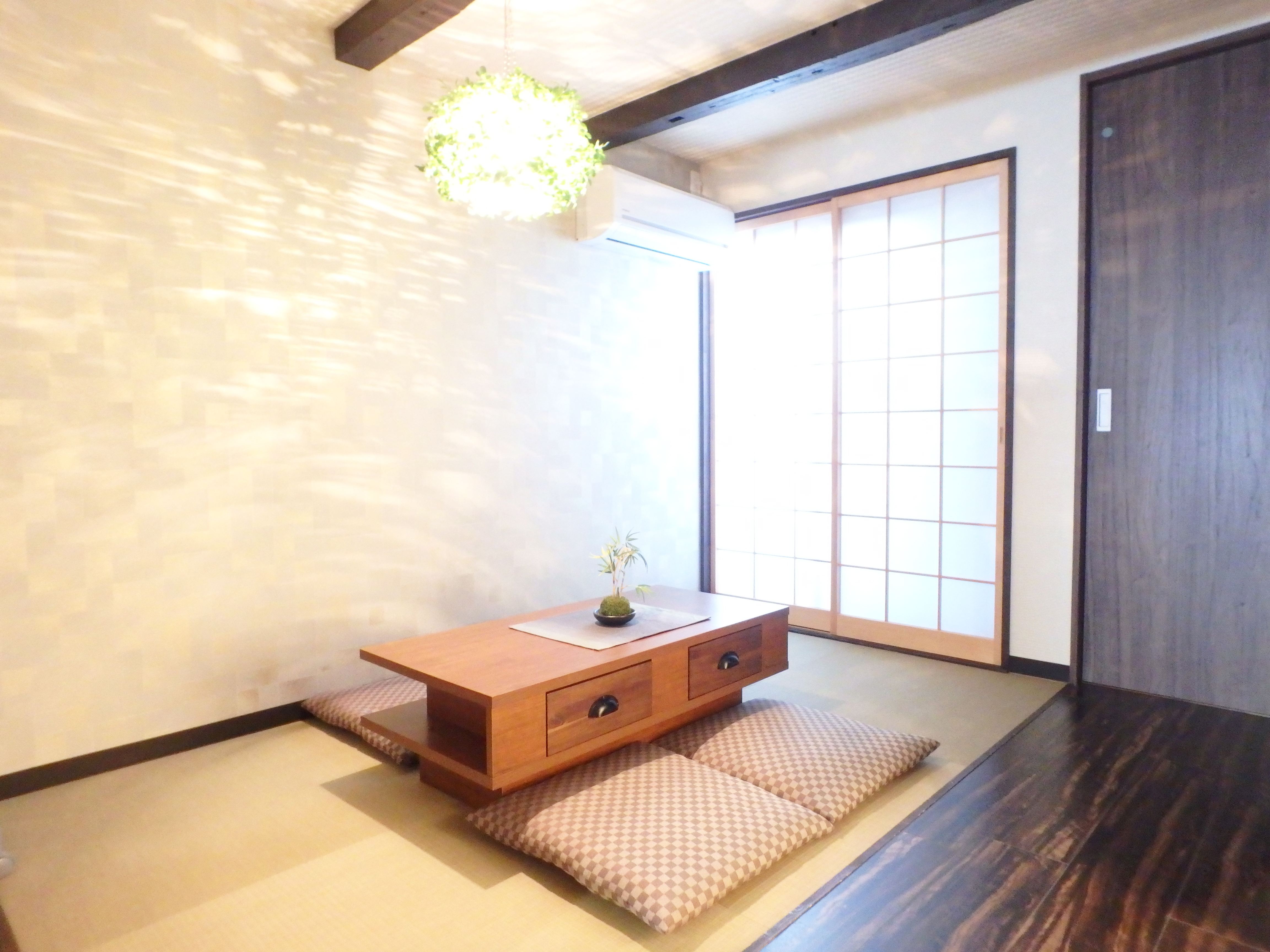 Ichi-Hime elegant living and dining area with garden view