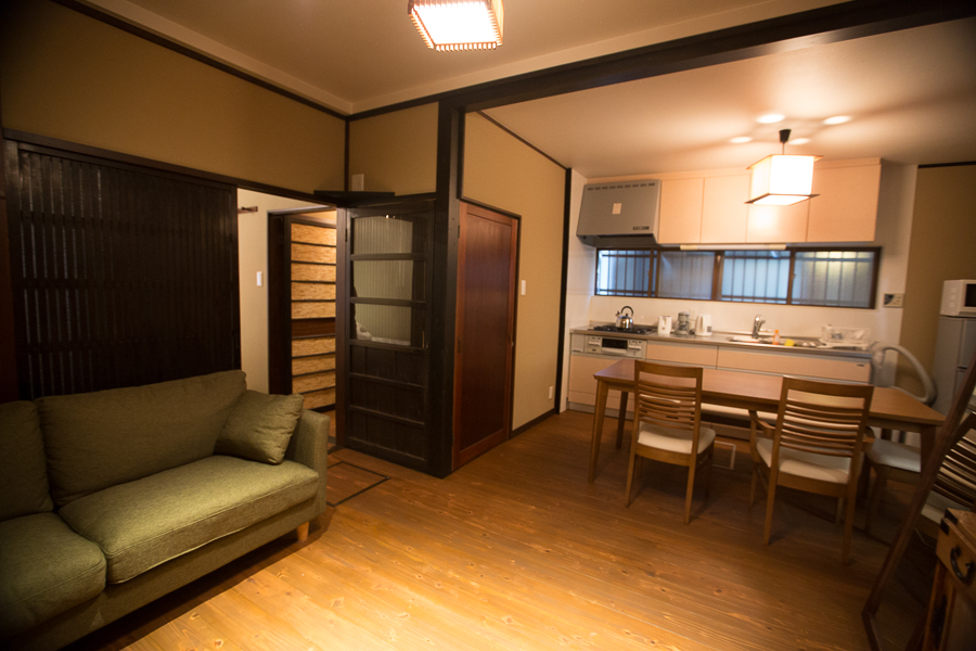 Ichiyo-An spacious living and dining area