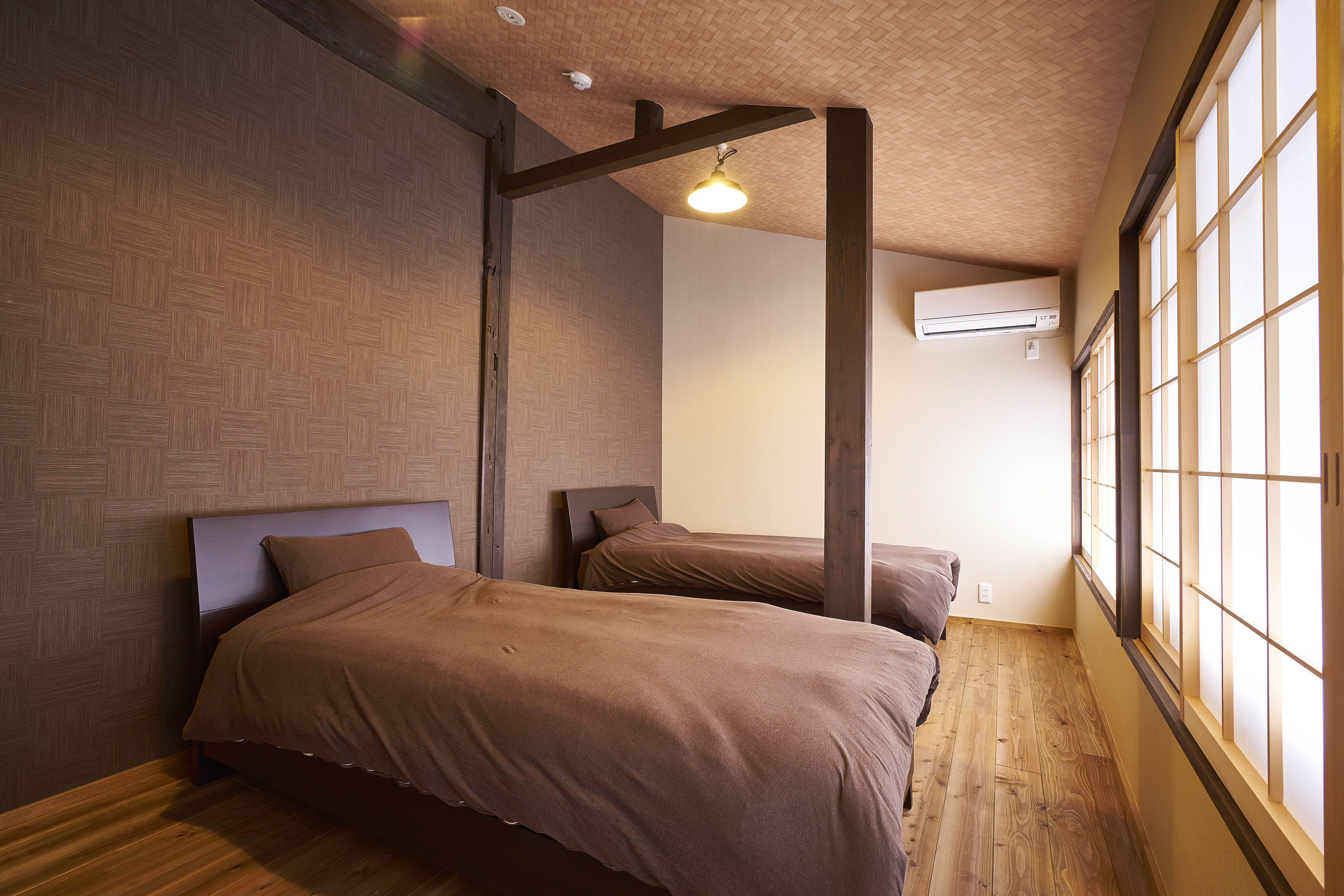 Kuromon Bettei Western Bedroom A with twin beds